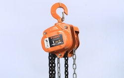 手拉葫蘆拉鋼筋梁怎么用？